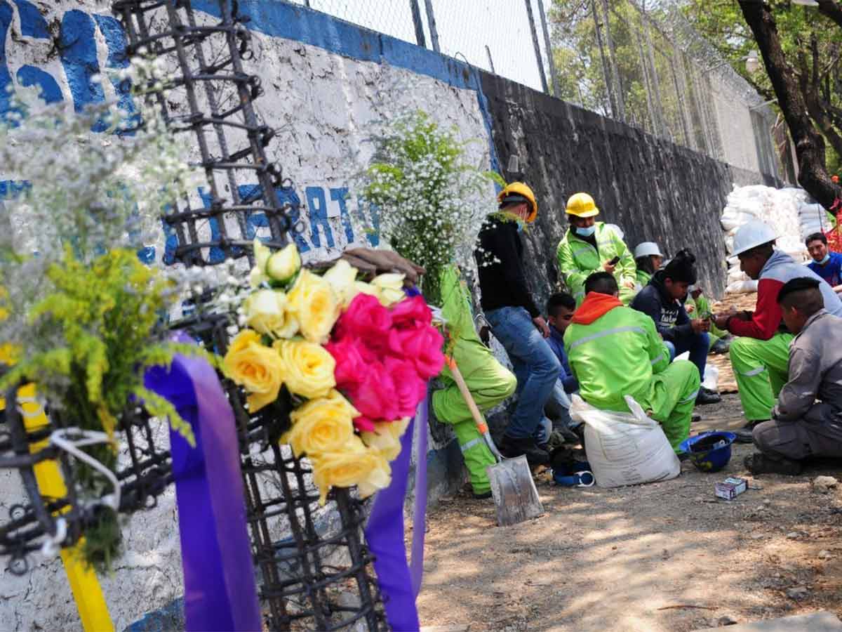 Día de la Santa Cruz, ¿cuál es su origen y por qué celebran los albañiles?