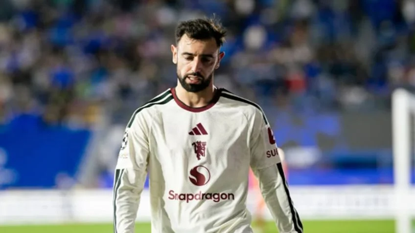 Roban mansión de Bruno Fernandes durante partido del Manchester United ...